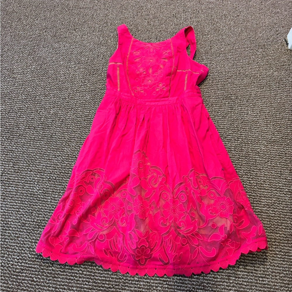 Moulinette Soeurs Vibrant Pink women’s dress. With floral design.
